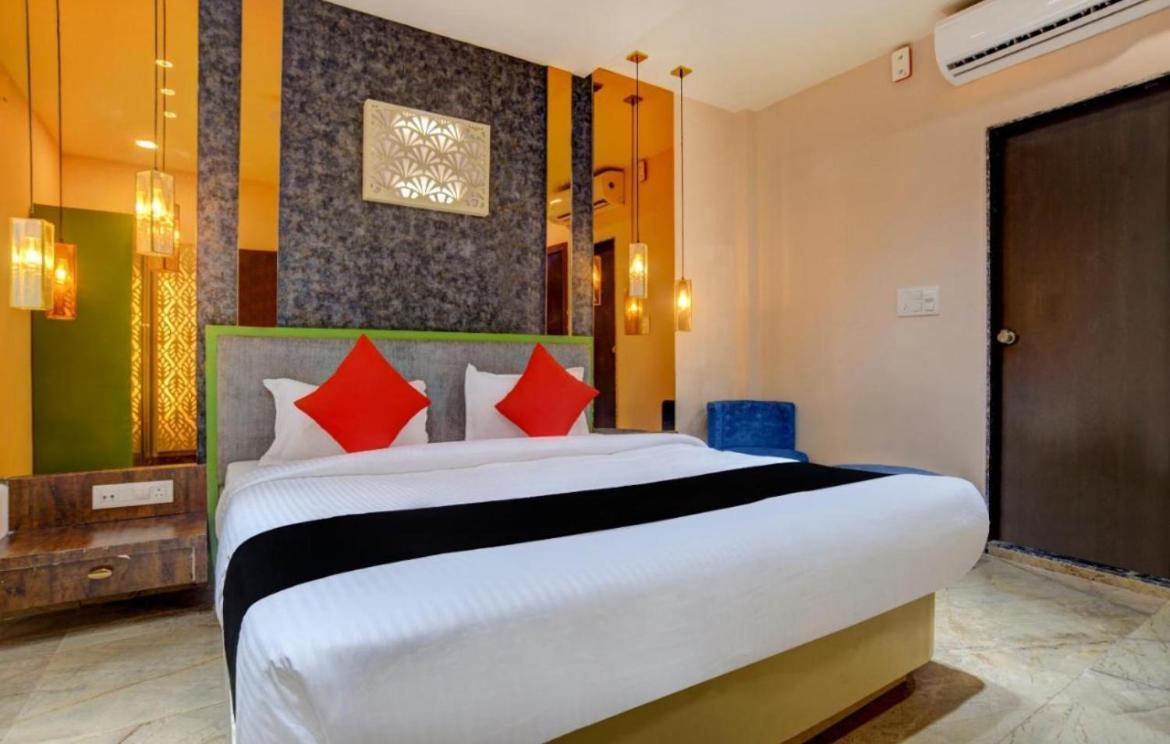 Hotel Vrindavan Prosperity Vrindāvan Exterior foto